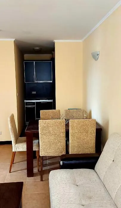 Sunset Resort Family-1